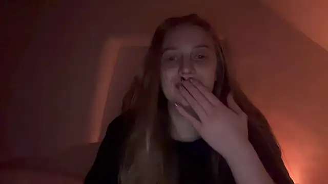 Ella-82 online show from November 10, 8:30 pm