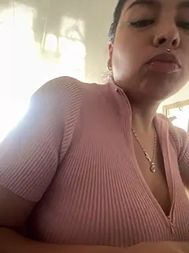 Snapshot of Abby_sophia2 chatting on February 21, 6:48 pm Abby sophia2 online show from February 21, 6:48 pm