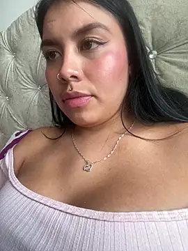 Snapshot of Abby_sophia2 chatting on February 28, 9:12 pm Abby sophia2 online show from February 28, 9:12 pm