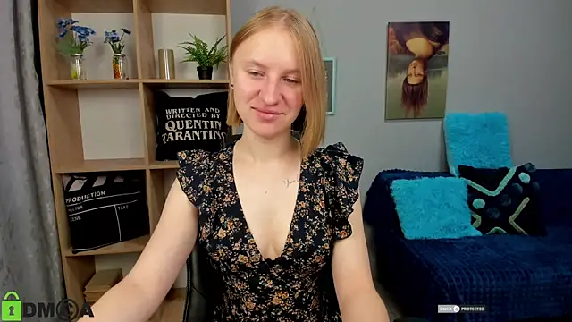 Snapshot of BeautyBlondy chatting on October 6, 5:49 am BeautyBlondy online show from October 6, 5:49 am