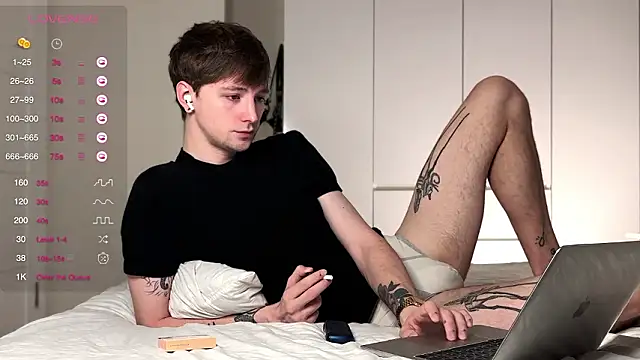 Calvin Polanski online show from February 12, 5:35 am