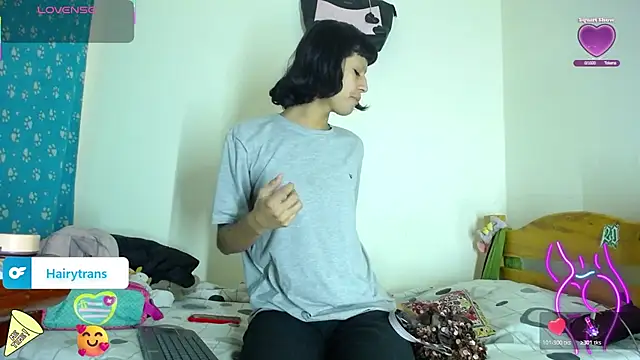 boysLittle online show from November 23, 5:46 pm