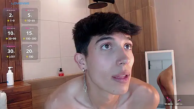 Snapshot of tim__fox chatting on February 23, 10:31 pm tim fox online show from February 23, 10:31 pm