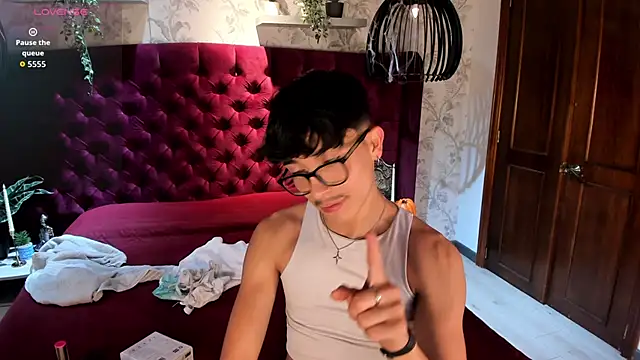 Snapshot of tim__fox chatting on November 2, 1:02 pm tim fox online show from November 2, 1:02 pm