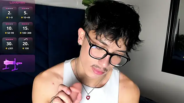 Snapshot of tim__fox chatting on January 9, 11:46 am tim fox online show from January 9, 11:46 am