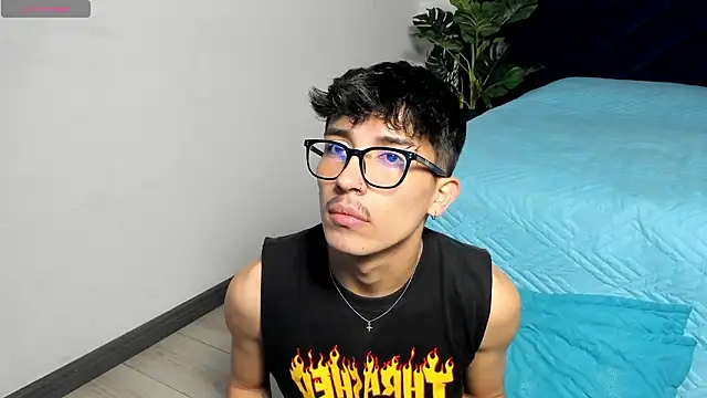 Snapshot of tim__fox chatting on February 7, 11:14 am tim fox online show from February 7, 11:14 am