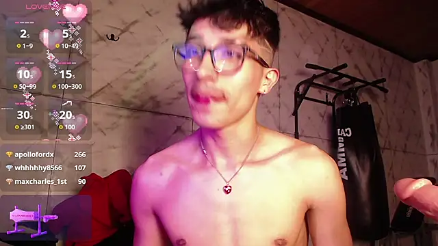 Snapshot of tim__fox chatting on February 15, 11:56 pm tim fox online show from February 15, 11:56 pm