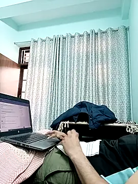 Snapshot of Rajasthani-boy chatting on February 19, 6:42 am Rajasthani-boy online show from February 19, 6:42 am