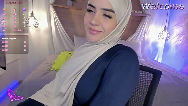 Snapshot of Luceroooo chatting on January 16, 12:20 pm Luceroooo online show from January 16, 12:20 pm