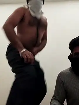 Snapshot of 13lusty chatting on January 16, 8:43 am 13lusty online show from January 16, 8:43 am