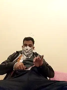 Snapshot of 13lusty chatting on January 27, 9:23 am 13lusty online show from January 27, 9:23 am