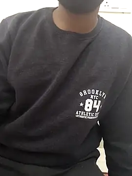 Snapshot of 13lusty chatting on March 12, 12:15 pm 13lusty online show from March 12, 12:15 pm