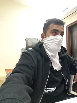 Snapshot of 13lusty chatting on November 24, 11:54 am 13lusty online show from November 24, 11:54 am