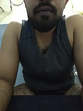 Snapshot of 13lusty chatting on June 20, 6:44 pm 13lusty online show from June 20, 6:44 pm