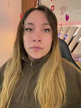 NyxAndria 1 online show from April 22, 2:36 am