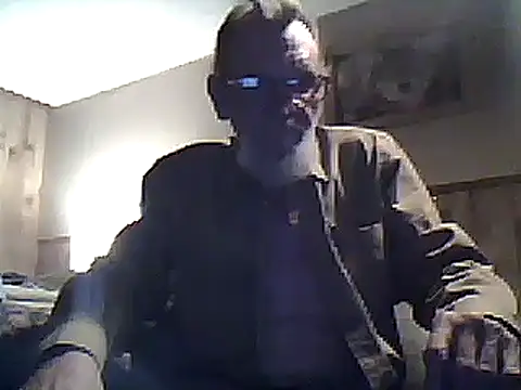 Snapshot of Aldick68 chatting on February 10, 12:30 am Aldick68 online show from February 10, 12:30 am