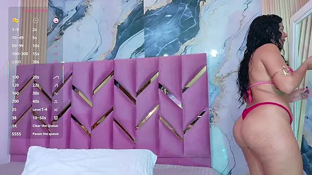 Snapshot of hotiergirl chatting on February 4, 12:33 pm hotiergirl online show from February 4, 12:33 pm