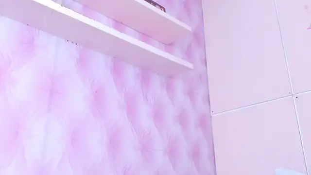 TaniaBellini online show from March 13, 2:55 pm