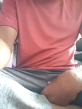 Snapshot of braveman999 chatting on December 1, 3:00 am braveman999 online show from December 1, 3:00 am