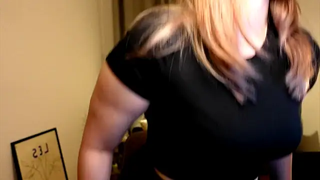 ShyHotNerd online show from February 26, 12:14 pm