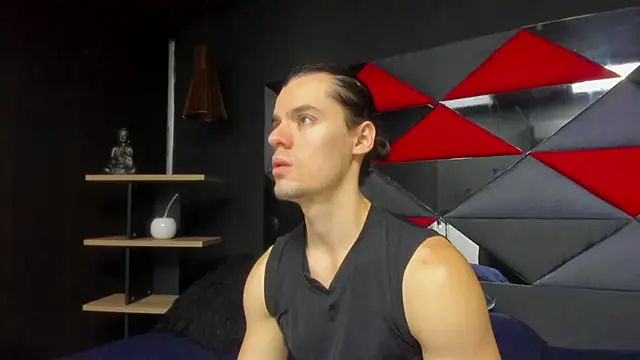 maxi styles online show from February 6, 11:57 am