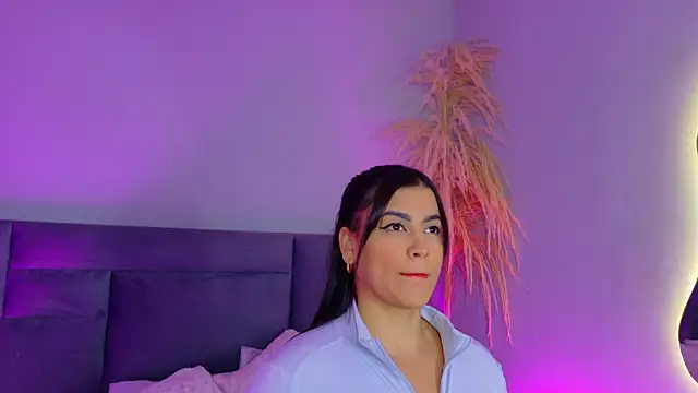 AlynAllen online show from March 8, 2:43 pm