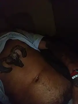 Snapshot of Saweetieyblacksnake chatting on July 10, 5:01 am Saweetieyblacksnake online show from July 10, 5:01 am