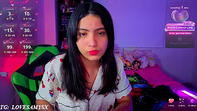 Snapshot of Lovelyamyy chatting on June 4, 3:01 am Lovelyamyy online show from June 4, 3:01 am