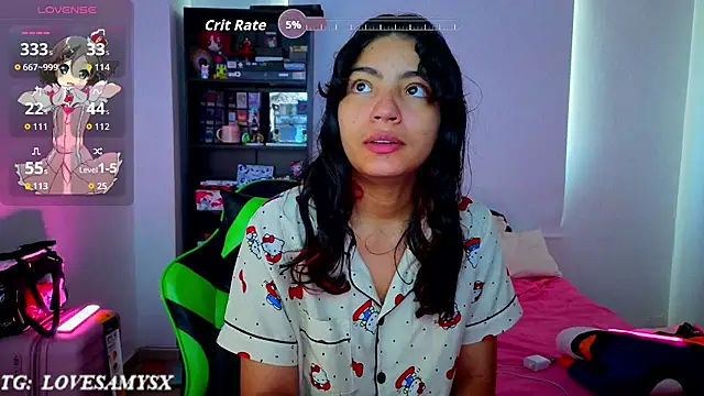 Snapshot of Lovelyamyy chatting on June 19, 2:21 pm Lovelyamyy online show from June 19, 2:21 pm