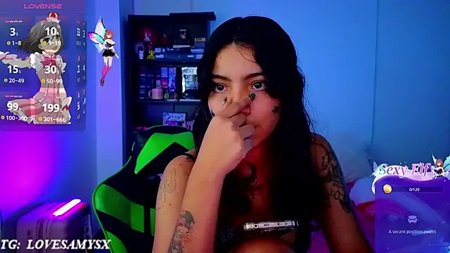 Snapshot of Lovelyamyy chatting on June 23, 3:37 am Lovelyamyy online show from June 23, 3:37 am