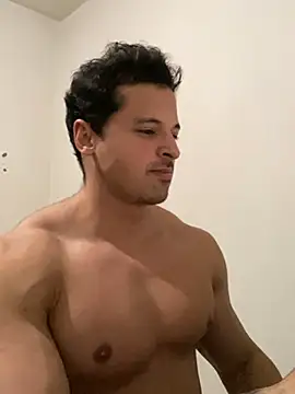 Lucasfit24 online show from February 2, 11:32 pm