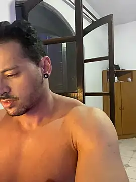 Lucasfit24 online show from March 15, 11:50 pm