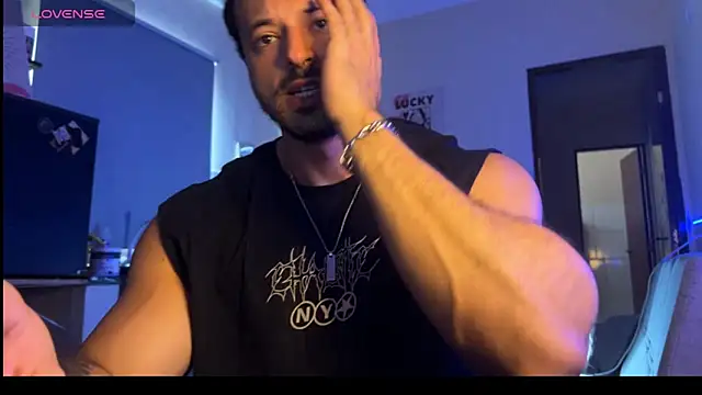 Lucasfit24 online show from February 26, 2:38 pm