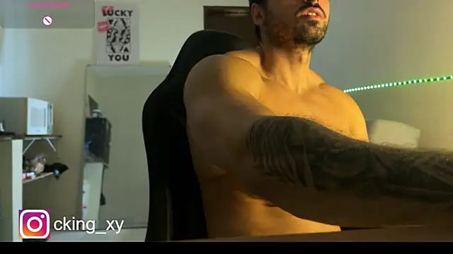 Lucasfit24 online show from March 9, 2:54 pm