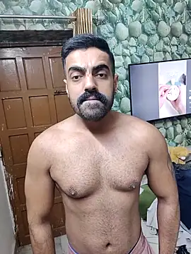 vaibhavchugh38 online show from March 2, 6:51 pm