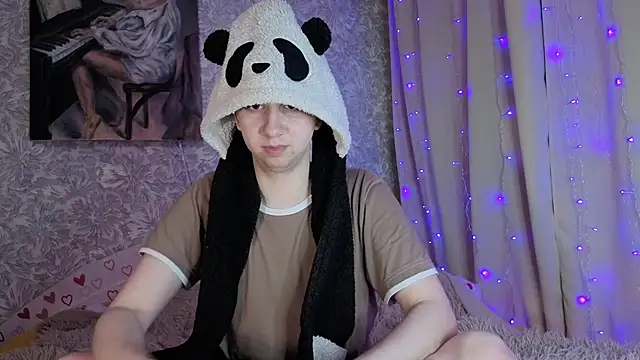 Snapshot of Timothy_Fox chatting on May 25, 7:20 pm Timothy Fox online show from May 25, 7:20 pm