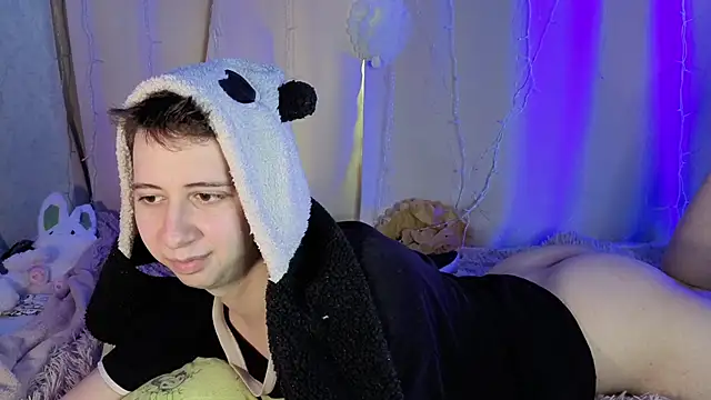 Snapshot of Timothy_Fox chatting on June 11, 12:58 pm Timothy Fox online show from June 11, 12:58 pm