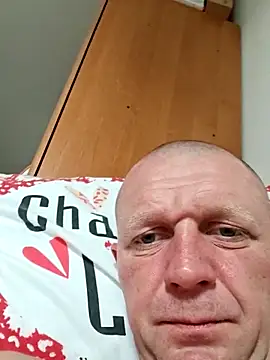Snapshot of RUUsslan1203 chatting on July 5, 12:01 pm RUUsslan1203 online show from July 5, 12:01 pm