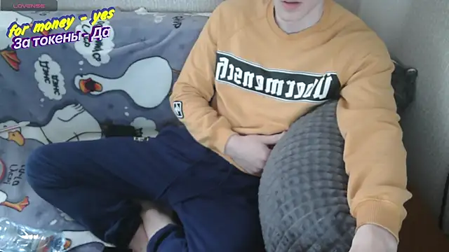 Snapshot of johnny_positive chatting on March 22, 5:06 am johnny positive online show from March 22, 5:06 am