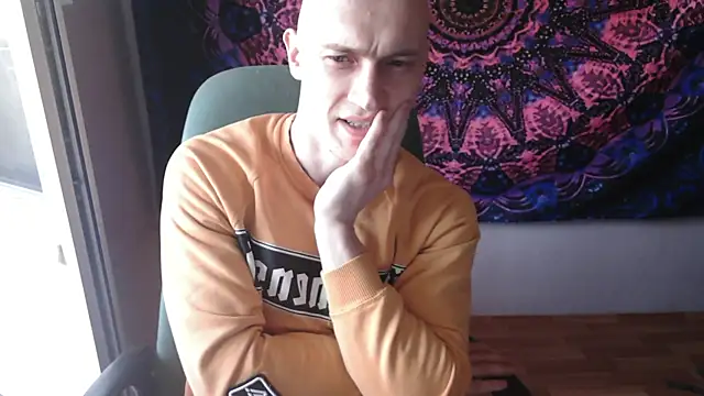 Snapshot of johnny_positive chatting on October 10, 8:13 am johnny positive online show from October 10, 8:13 am