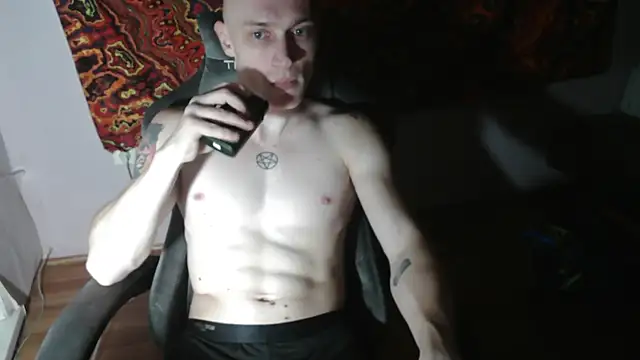 Snapshot of johnny_positive chatting on October 17, 4:31 pm johnny positive online show from October 17, 4:31 pm