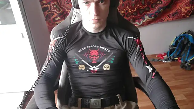 Snapshot of johnny_positive chatting on November 1, 9:22 am johnny positive online show from November 1, 9:22 am