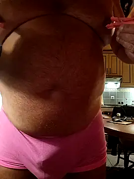 Snapshot of MountJohnXL chatting on February 15, 12:26 am MountJohnXL online show from February 15, 12:26 am