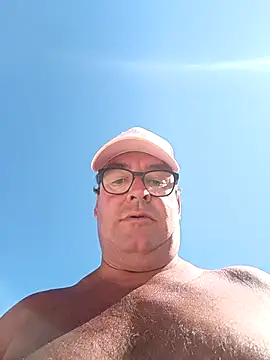 Snapshot of MountJohnXL chatting on February 17, 2:37 pm MountJohnXL online show from February 17, 2:37 pm