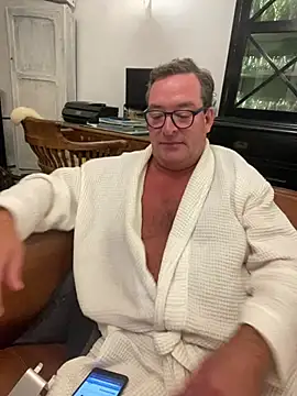 MountJohnXL online show from April 12, 10:37 pm