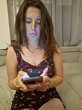 Snapshot of Melenka chatting on July 15, 10:48 pm Melenka online show from July 15, 10:48 pm