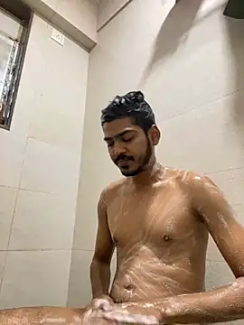 Snapshot of cute_modell chatting on January 31, 4:47 am cute modell online show from January 31, 4:47 am