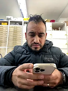 leonardohot1987 online show from November 27, 8:11 pm