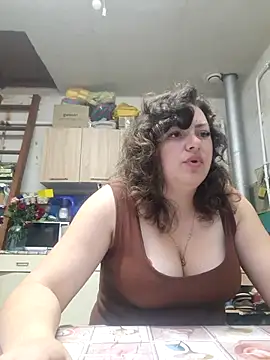 Snapshot of Jyleta chatting on July 14, 2:05 am Jyleta online show from July 14, 2:05 am