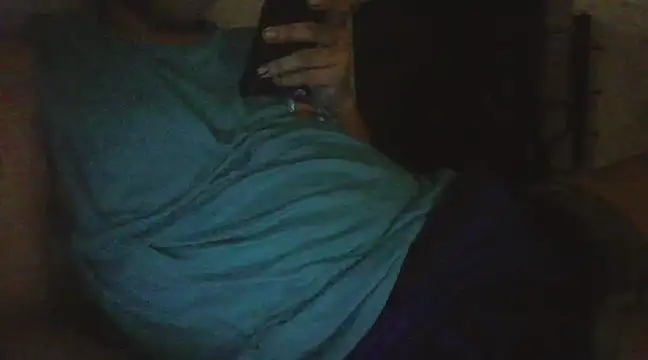 Snapshot of it0z_klk chatting on January 10, 6:20 am it0z klk online show from January 10, 6:20 am